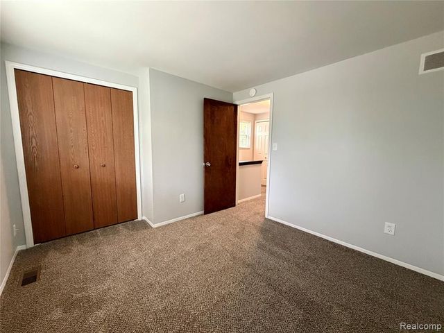 1746 Brookline Street, Canton, MI 48187