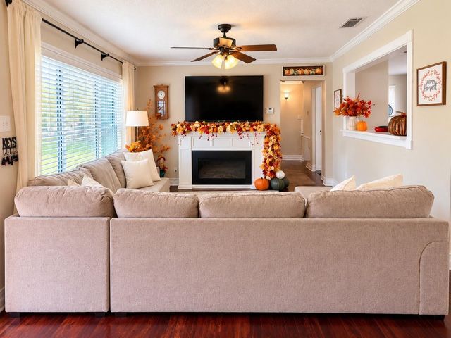 8521 Western Drive, Houston, TX 77055