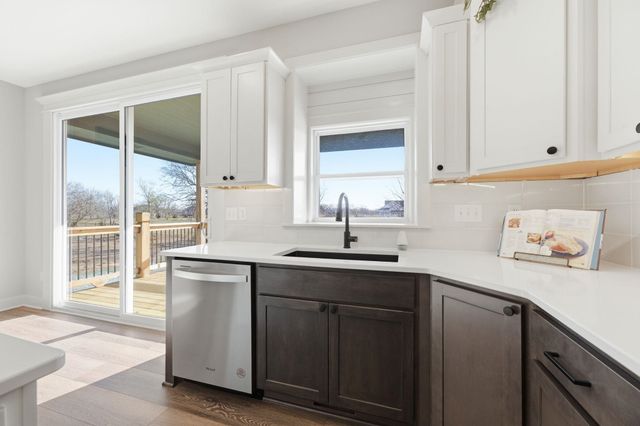 8424 Pebble St, Maize, KS 67101