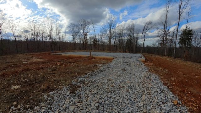 900 Norris Hollow Rd, Vanleer, TN 37181