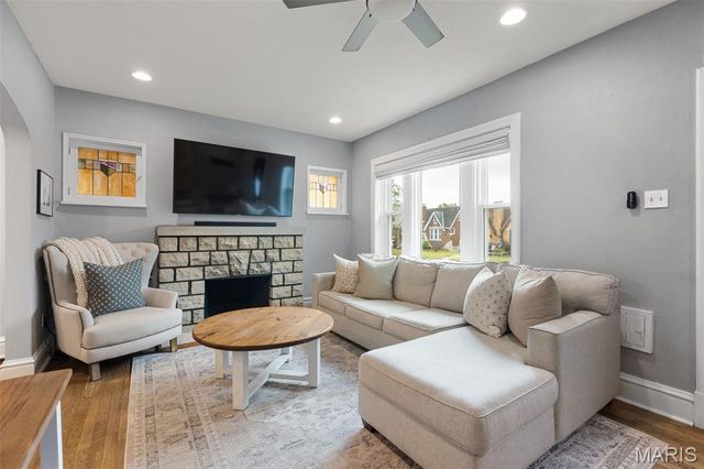 5337 Winona Avenue, St Louis, MO 63109