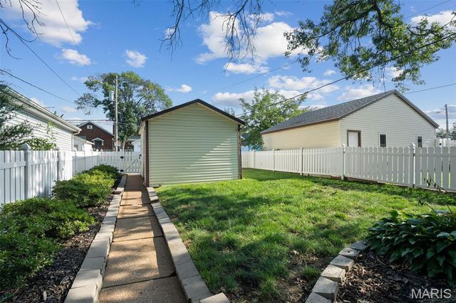 5337 Winona Avenue, St Louis, MO 63109