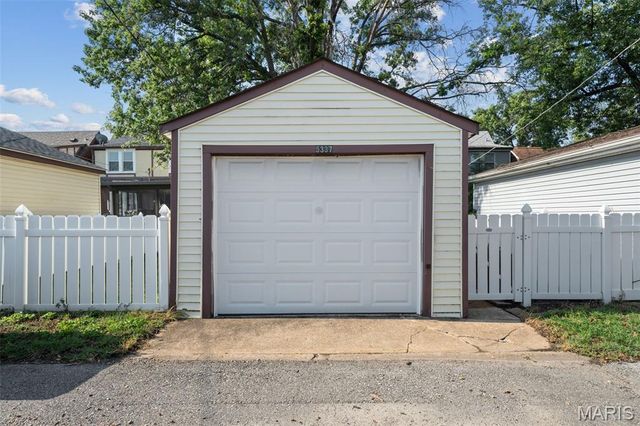 5337 Winona Avenue, St Louis, MO 63109