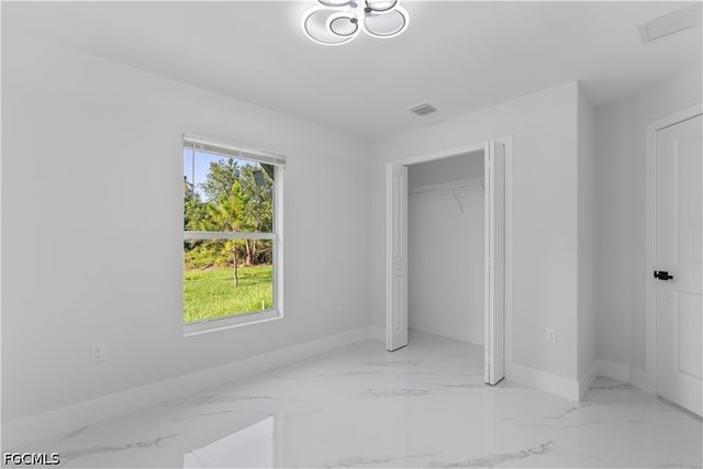 940 Berg ST E, Lehigh Acres, FL 33974