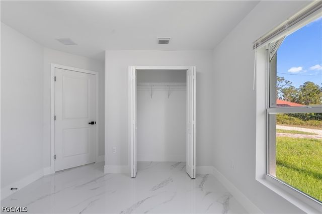 940 Berg ST E, Lehigh Acres, FL 33974