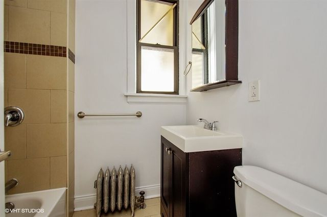1314 W Waveland Avenue 1, Chicago, IL 60613