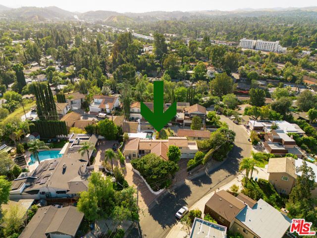 22780 Macfarlane Drive, Woodland Hills (los Angeles), CA 91364