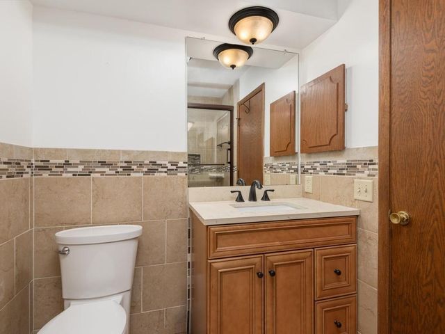 18130 19th Avenue N, Plymouth, MN 55447