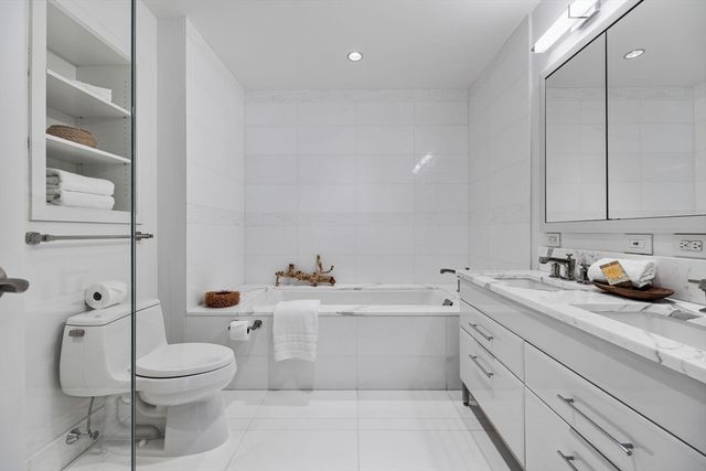 22 Liberty Drive 8H, Boston, MA 02210