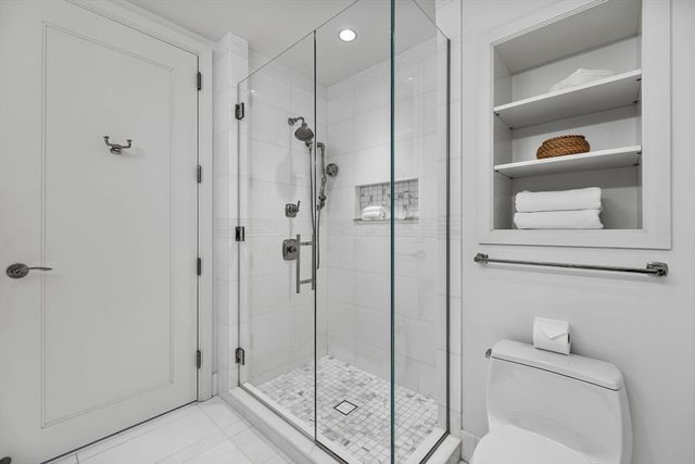 22 Liberty Drive 8H, Boston, MA 02210