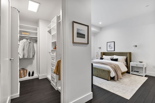 22 Liberty Drive 8H, Boston, MA 02210