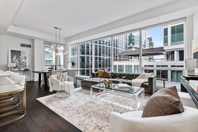 22 Liberty Drive 8H, Boston, MA 02210