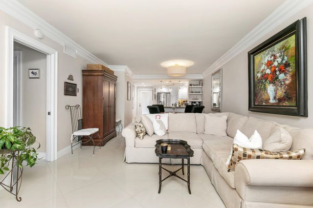 2731 NE 14th Street Causeway 407, Pompano Beach, FL 33062