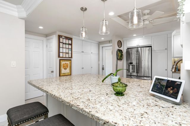 2731 NE 14th Street Causeway 407, Pompano Beach, FL 33062