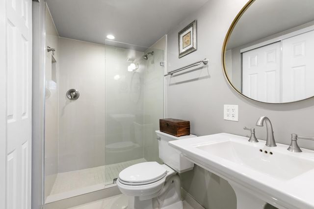 2731 NE 14th Street Causeway 407, Pompano Beach, FL 33062
