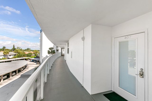 2731 NE 14th Street Causeway 407, Pompano Beach, FL 33062