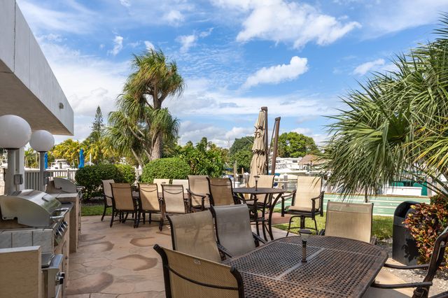 2731 NE 14th Street Causeway 407, Pompano Beach, FL 33062