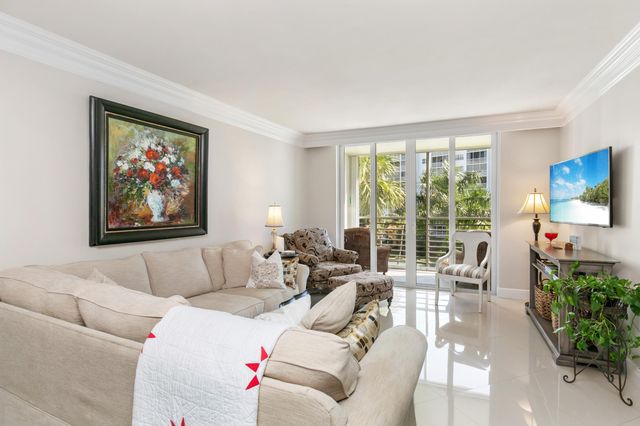 2731 NE 14th Street Causeway 407, Pompano Beach, FL 33062