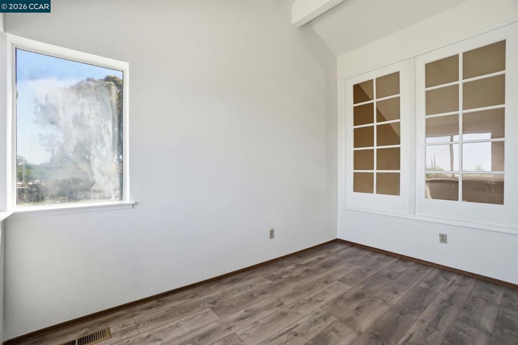 Image 22 of property listing at 1602 Mellowood St, Pittsburg, CA 94565