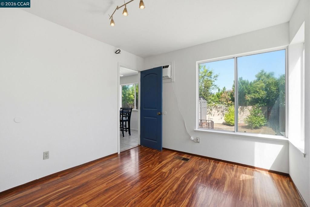 Image 27 of property listing at 1602 Mellowood St, Pittsburg, CA 94565