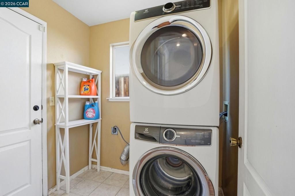 Image 44 of property listing at 1602 Mellowood St, Pittsburg, CA 94565