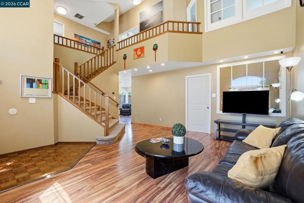 Image 6 of property listing at 1602 Mellowood St, Pittsburg, CA 94565