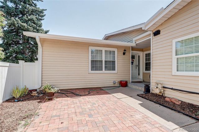 2416 S Vaughn Way A, Aurora, CO 80014