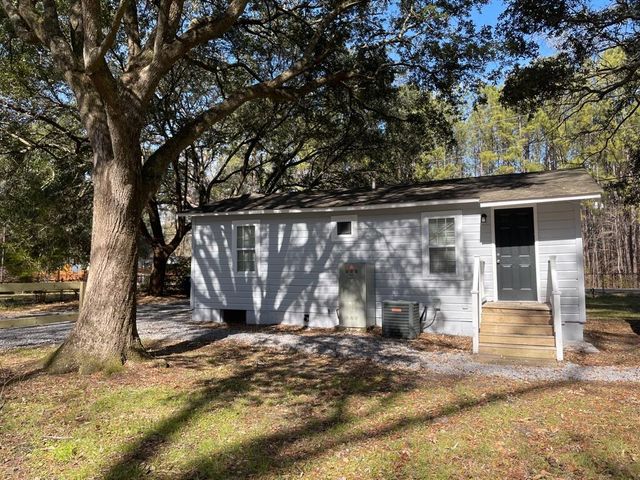 408 Miles Jamison Road, Summerville, SC 29485