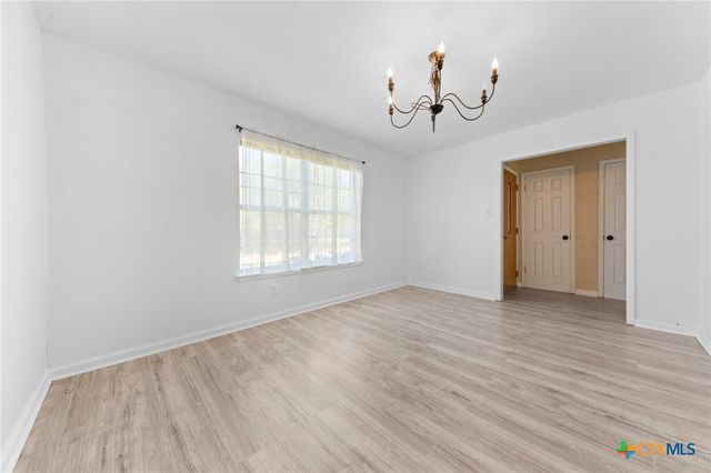 1110 Cummings Avenue, Copperas Cove, TX 76522