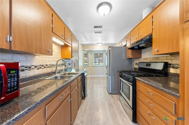 1110 Cummings Avenue, Copperas Cove, TX 76522