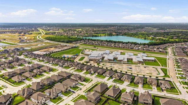 702 Hooks Trail, League City, TX 77573