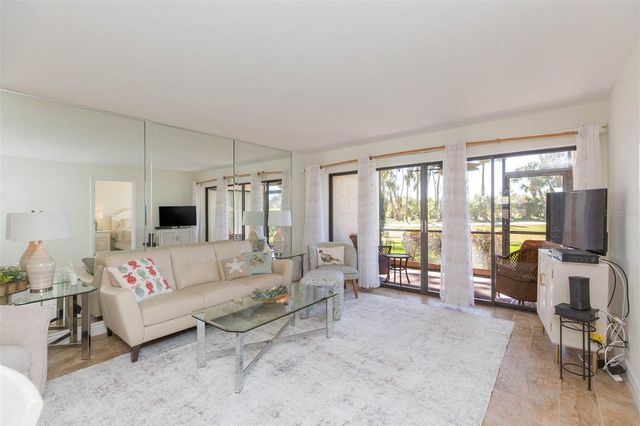 5510 PUERTA DEL SOL BOULEVARD S 132, St Petersburg, FL 33715
