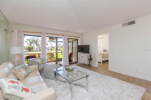 5510 PUERTA DEL SOL BOULEVARD S 132, St Petersburg, FL 33715