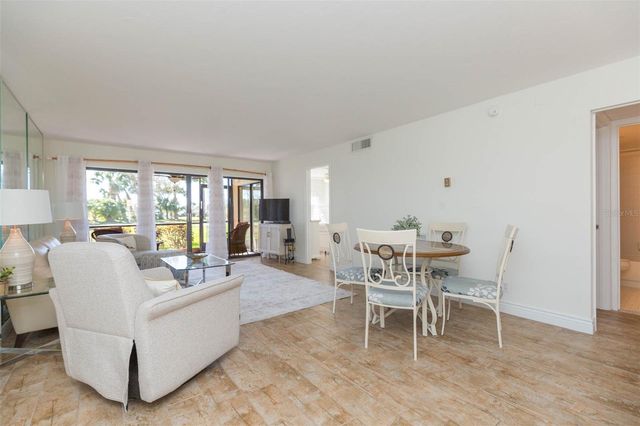5510 PUERTA DEL SOL BOULEVARD S 132, St Petersburg, FL 33715