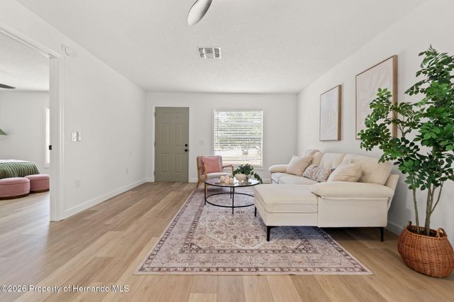 6450 Crowley Court, Spring Hill, FL 34609