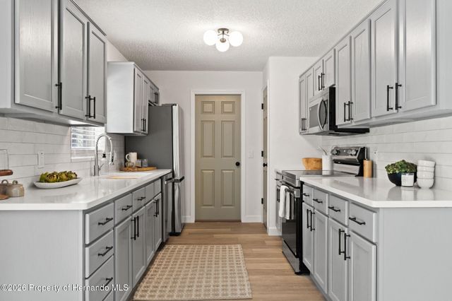 6450 Crowley Court, Spring Hill, FL 34609