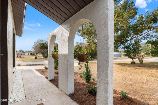 6450 Crowley Court, Spring Hill, FL 34609