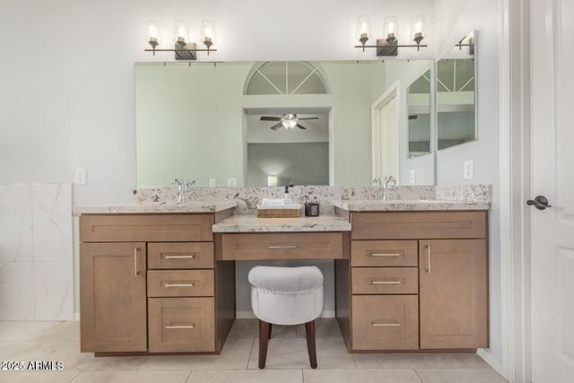 6356 W Adobe Drive, Glendale, AZ 85308