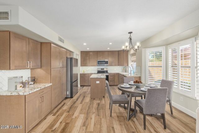 6356 W Adobe Drive, Glendale, AZ 85308