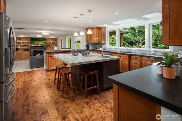 17215 NE 195th Street, Woodinville, WA 98072