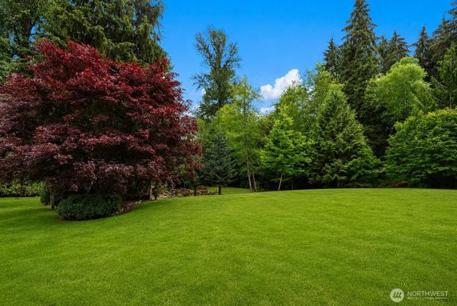 17215 NE 195th Street, Woodinville, WA 98072