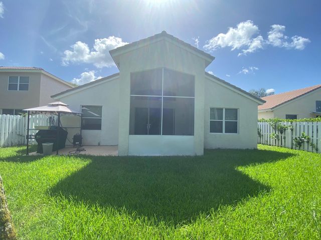 6711 Stonecreek Street, Greenacres, FL 33413
