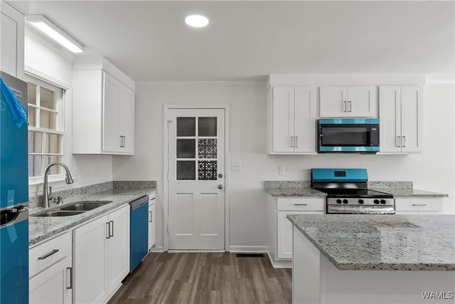 1004 Greystone, Northport, AL 35473