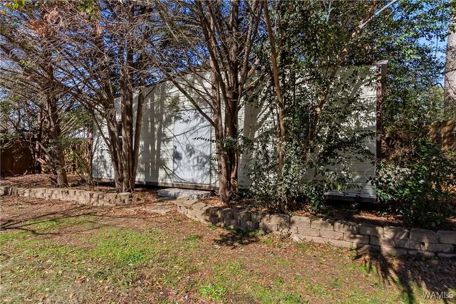 1004 Greystone, Northport, AL 35473