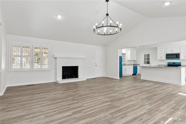 1004 Greystone, Northport, AL 35473