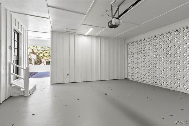 1004 Greystone, Northport, AL 35473