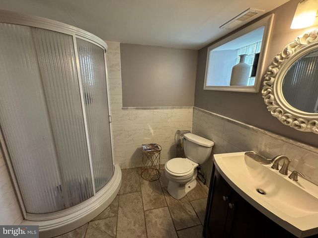 115 VILLAGE LANE, Philadelphia, PA 19154