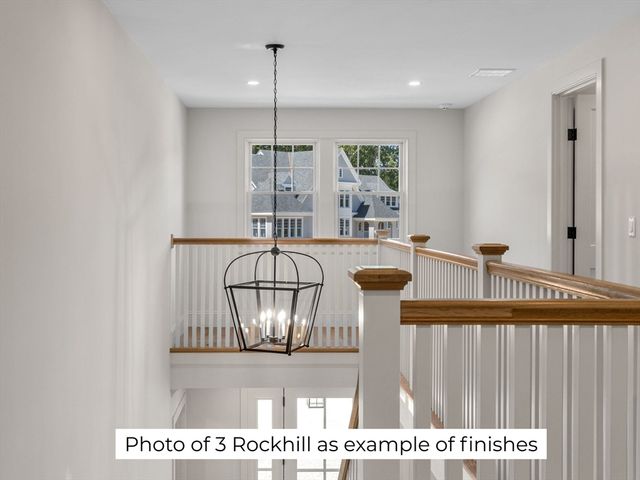 5 Rockhill Rd, Sandwich, MA 02563