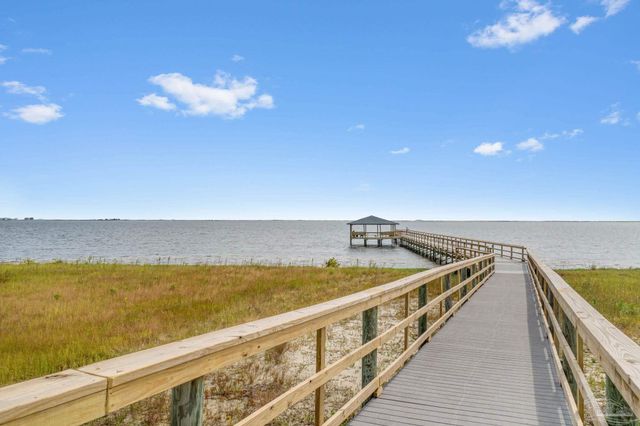 6752 Redfield St, Navarre, FL 32566