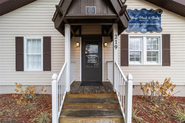 219 W MCCLENDON STREET, Lady Lake, FL 32159